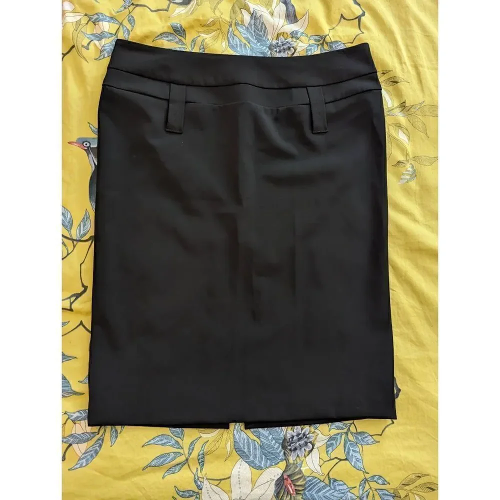 Imperial black stretch pencil skirt sz medium made in Italy euc